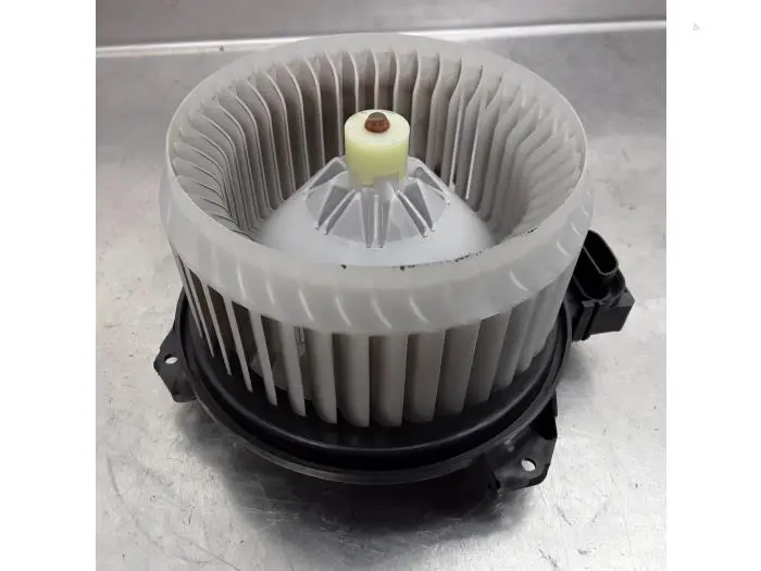 Motor de ventilador de calefactor Toyota Yaris