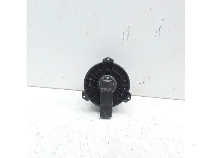 Motor de ventilador de calefactor Toyota Yaris