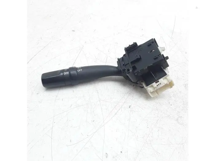 Interruptor de luz Toyota Avensis