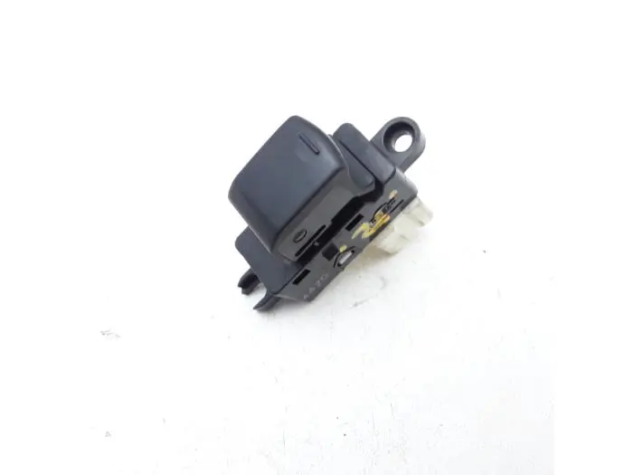 Interruptor de ventanilla eléctrica Nissan Micra