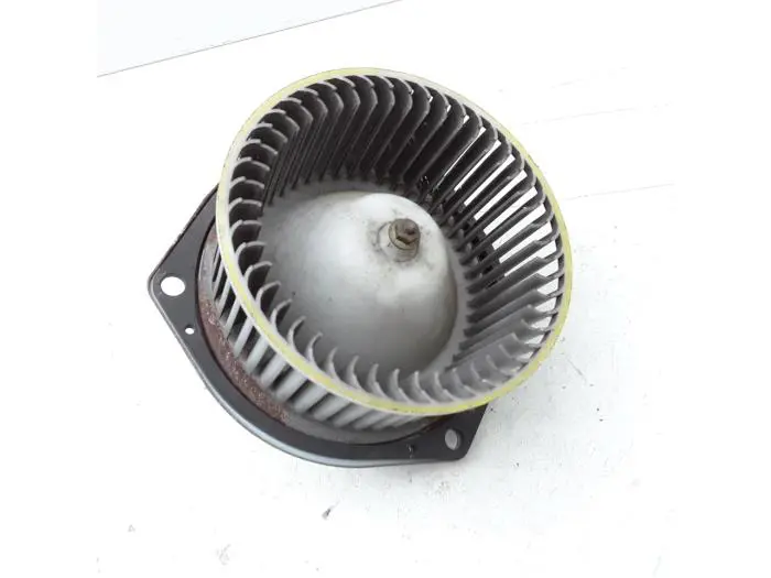 Motor de ventilador de calefactor Mazda 626