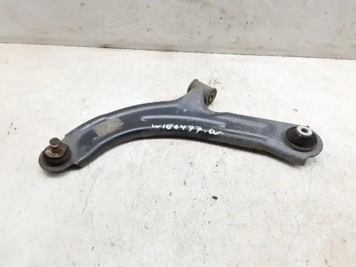 Brazo portante lado inferior izquierda delante Nissan Micra