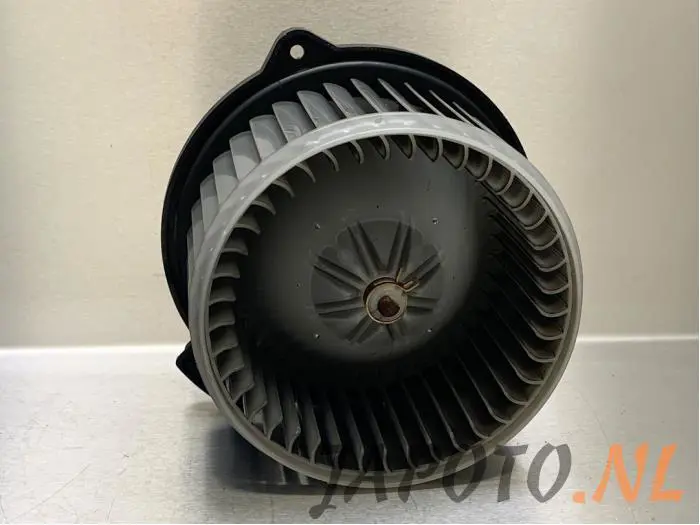 Motor de ventilador de calefactor Toyota Yaris