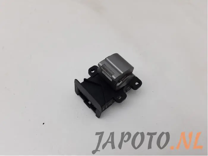 Interruptor de ventanilla eléctrica Honda FR-V 05-