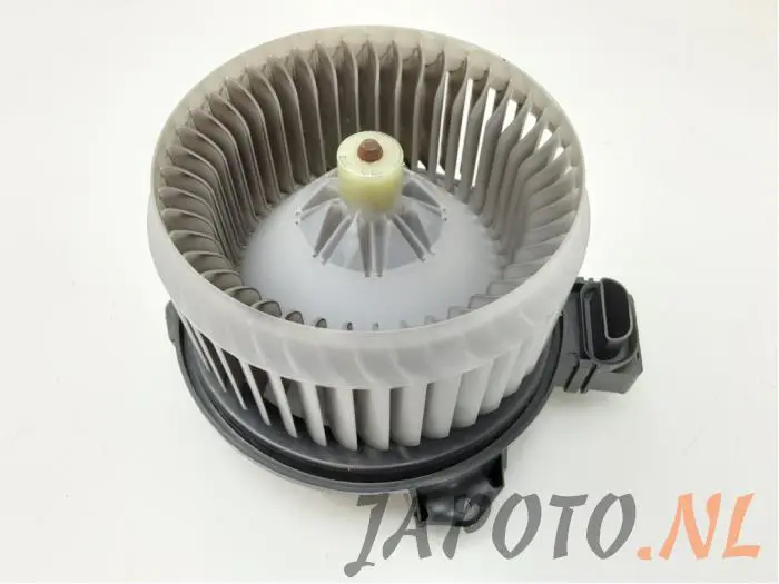 Motor de ventilador de calefactor Toyota Yaris