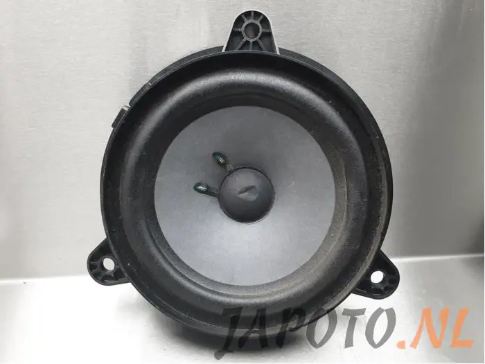 Altavoz Nissan Murano