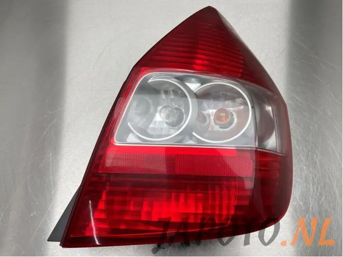 Luz trasera derecha Honda Jazz