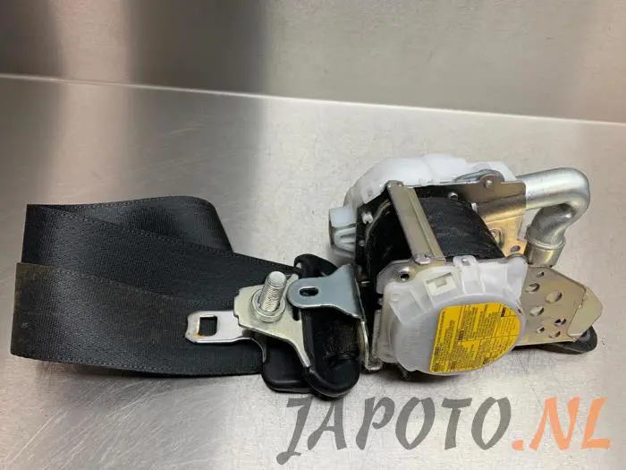 Cinturón de seguridad derecha delante Toyota IQ