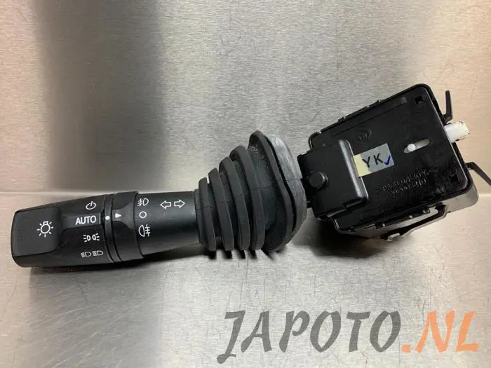 Interruptor de luz Chevrolet Captiva