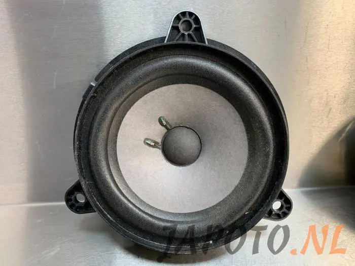 Altavoz Nissan 350 Z