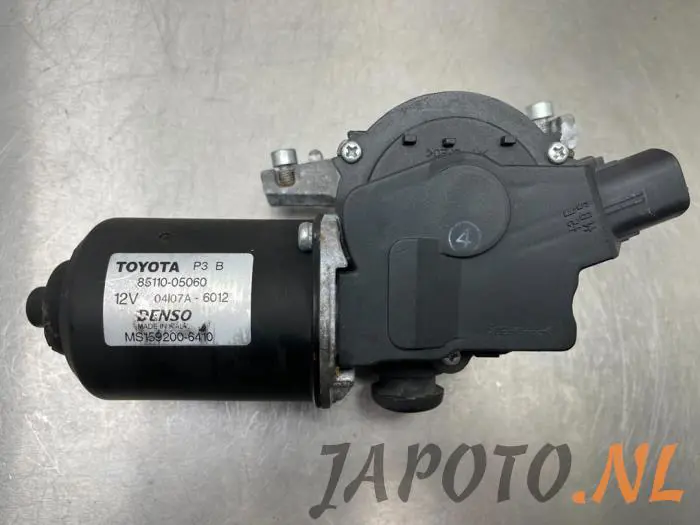 Motor limpiaparabrisas delante Toyota Avensis