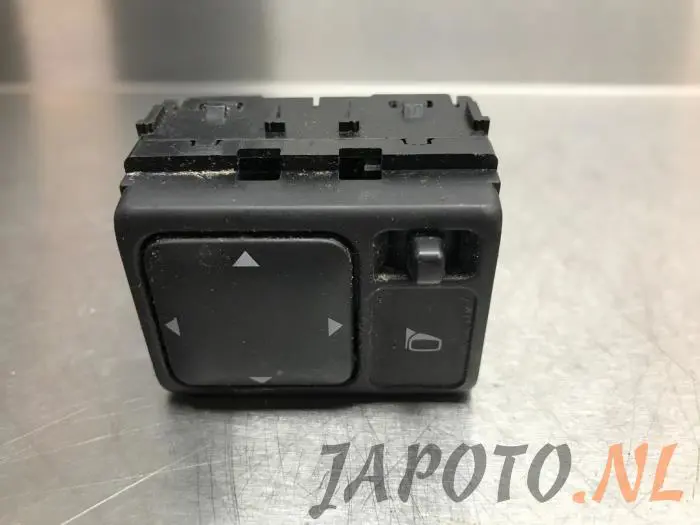 Interruptor de retrovisor Nissan Navara