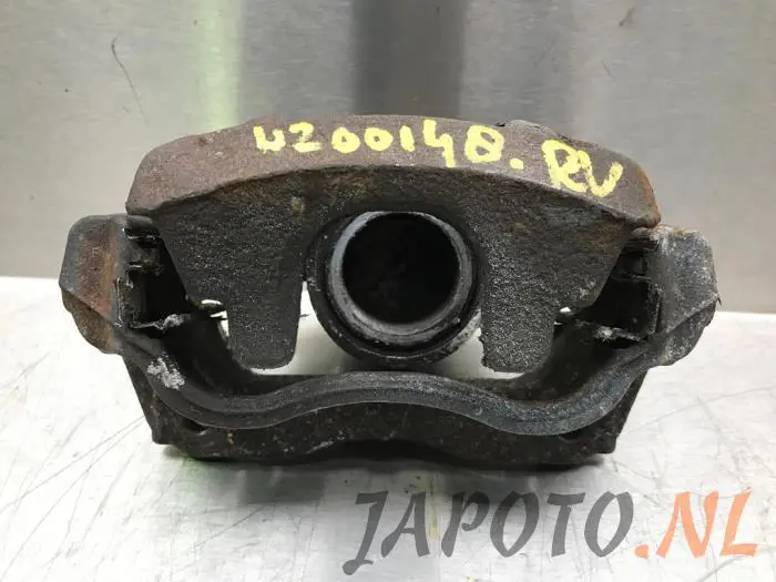 Pinza de freno derecha delante Toyota Avensis