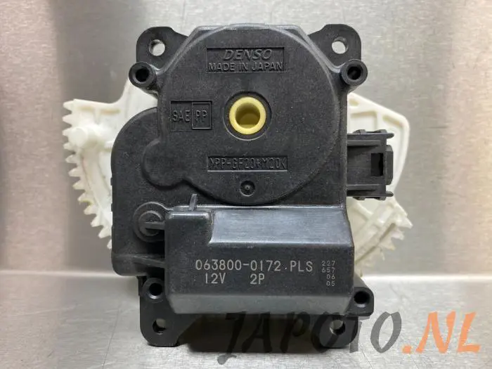 Motor de válvula de calefactor Lexus CT 200h