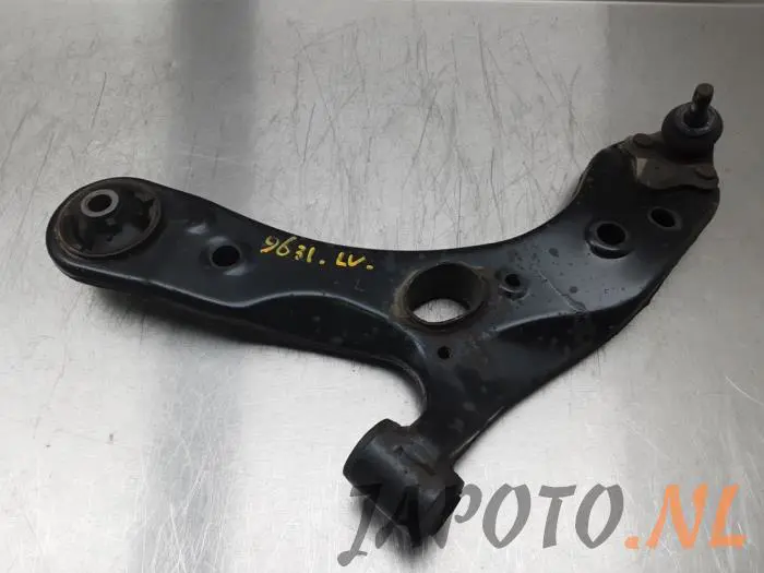 Brazo portante lado inferior izquierda delante Lexus CT 200h