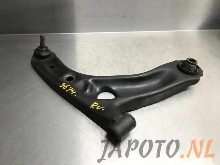 Brazo portante lado inferior derecha delante Toyota Aygo