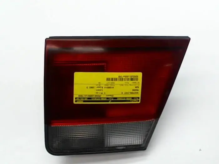 Luz trasera derecha Mazda 626