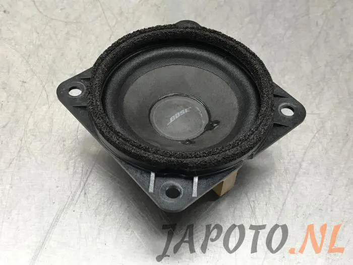 Altavoz Nissan Murano