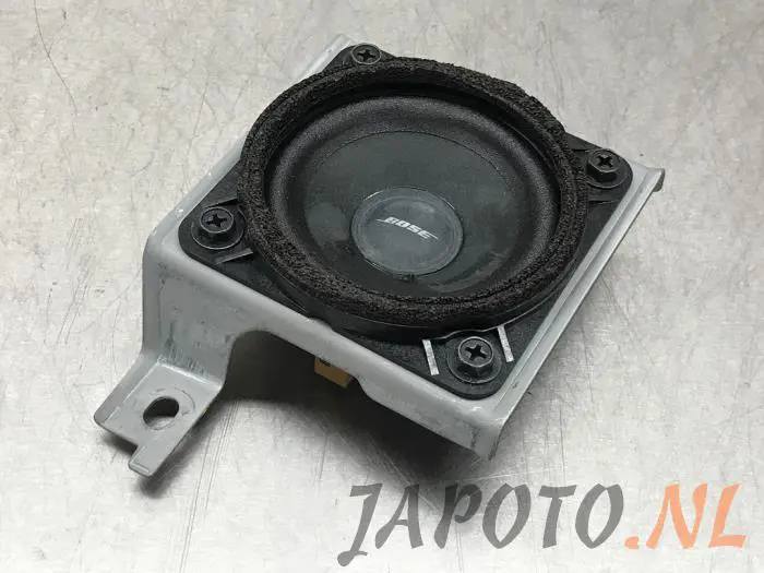 Altavoz Nissan Murano