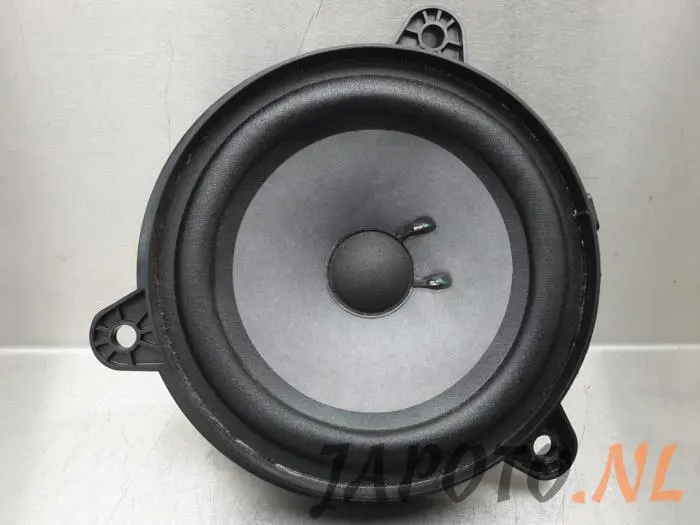 Altavoz Nissan Murano