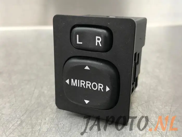 Interruptor de retrovisor Toyota Auris