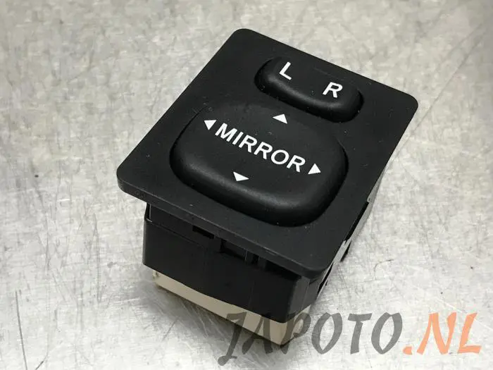 Interruptor de retrovisor Toyota Auris