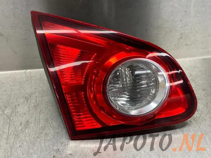 Luz trasera izquierda Nissan Qashqai+2