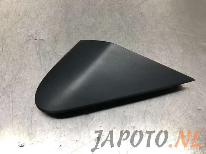 Tapa de retrovisor derecha Nissan Pixo