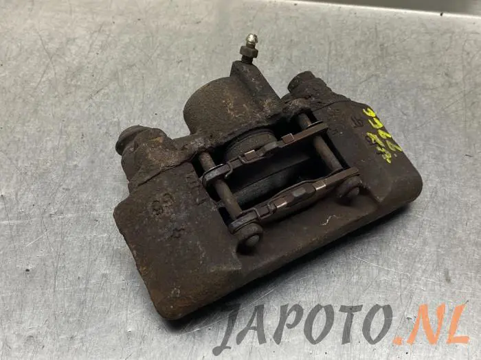 Pinza de freno derecha detrás Toyota Yaris