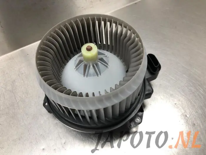 Motor de ventilador de calefactor Toyota Rav-4