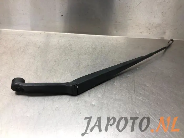 Brazo delantero de limpiaparabrisas Suzuki SX-4