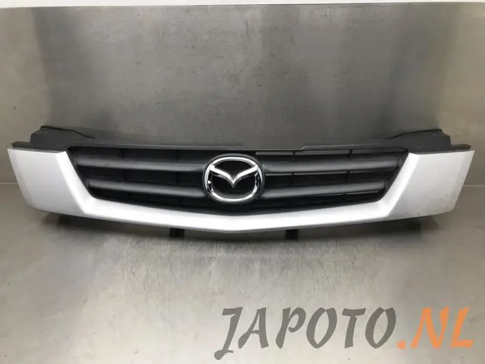 Rejilla Mazda Demio