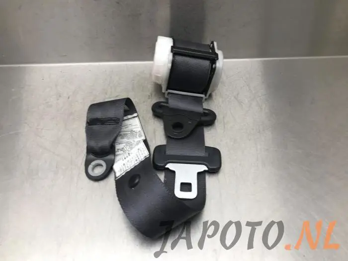 Cinturón de seguridad izquierda detrás Toyota Yaris Verso