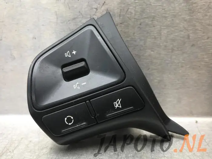 Interruptor de mando de volante Kia Rio