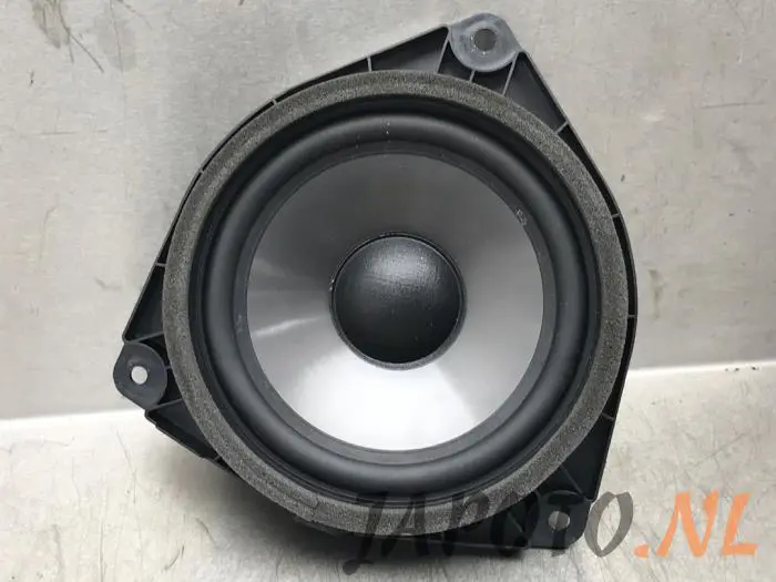 Altavoz Lexus IS 300