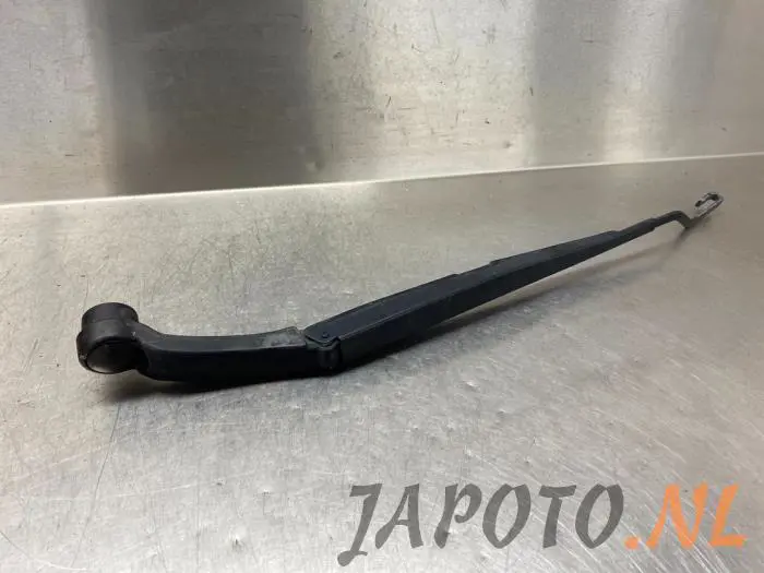 Brazo delantero de limpiaparabrisas Hyundai I20