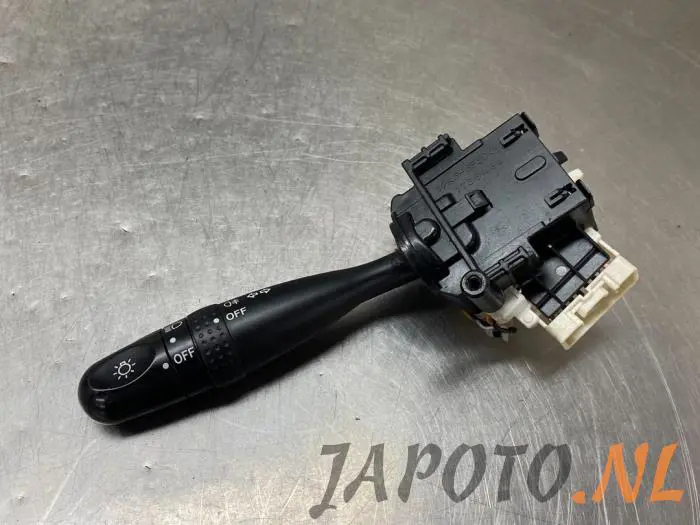 Interruptor de luz Daihatsu Cuore