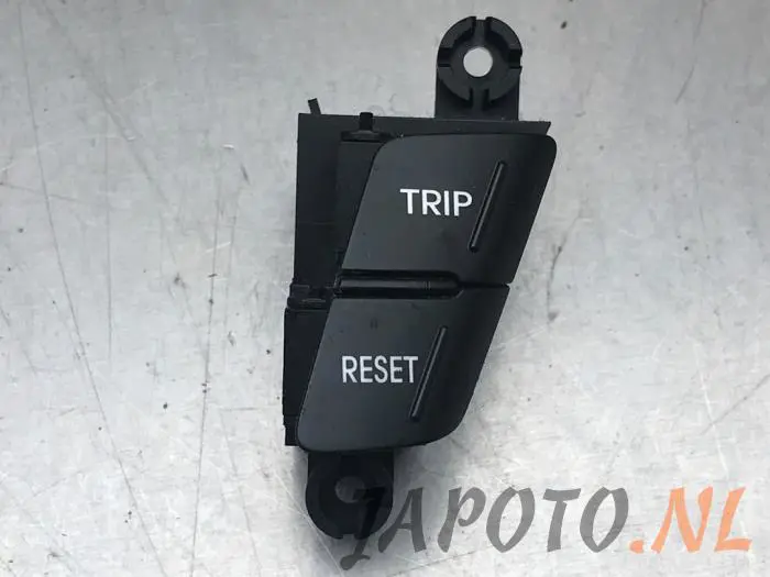 Interruptor de mando de volante Kia Rio