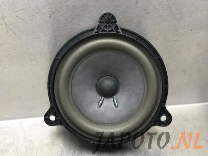 Altavoz Nissan Murano