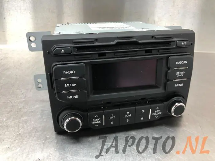 Reproductor de CD y radio Kia Rio