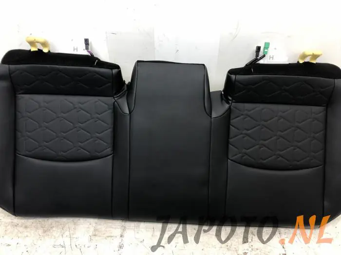 Asiento ancho Toyota Rav-4