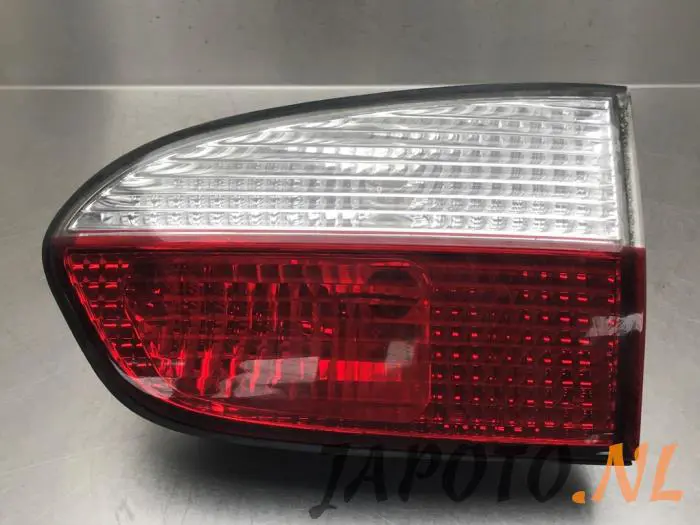 Luz trasera derecha Hyundai H200