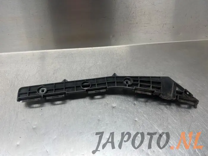 Soporte de parachoques izquierda detrás Toyota Avensis