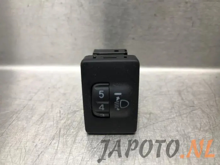 Interruptor faro lhv Toyota IQ