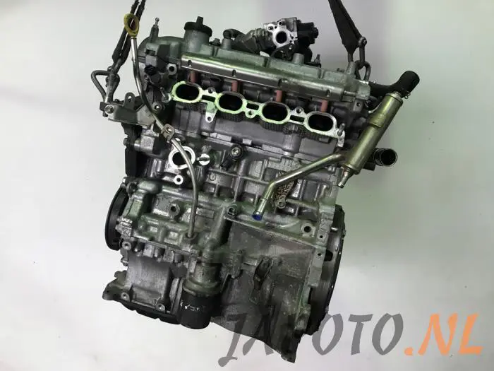 Motor Toyota Yaris