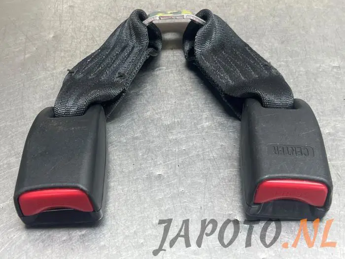 Lengüeta de cinturón de seguridad izquierda detrás Daihatsu Materia