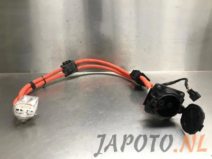 Cable de carga vehículo híbrido Nissan NV200