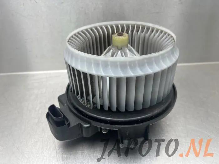 Motor de ventilador de calefactor Toyota Rav-4