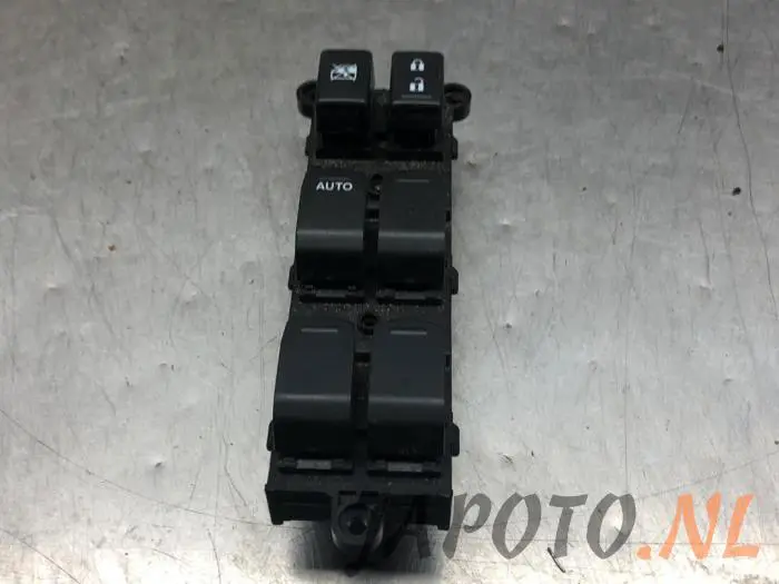 Interruptor combinado de ventanillas Suzuki Celerio