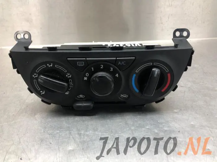 Panel de control de calefacción Suzuki Celerio